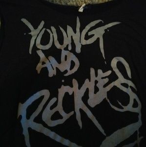 Slit neck and side tank